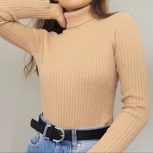 NEW BCBGMaxAzria Camel Shade Ribbed Turtleneck